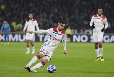 铲球是允许 铲球是允许