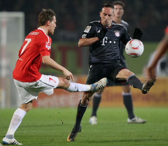 去有些莽撞 去有些莽撞